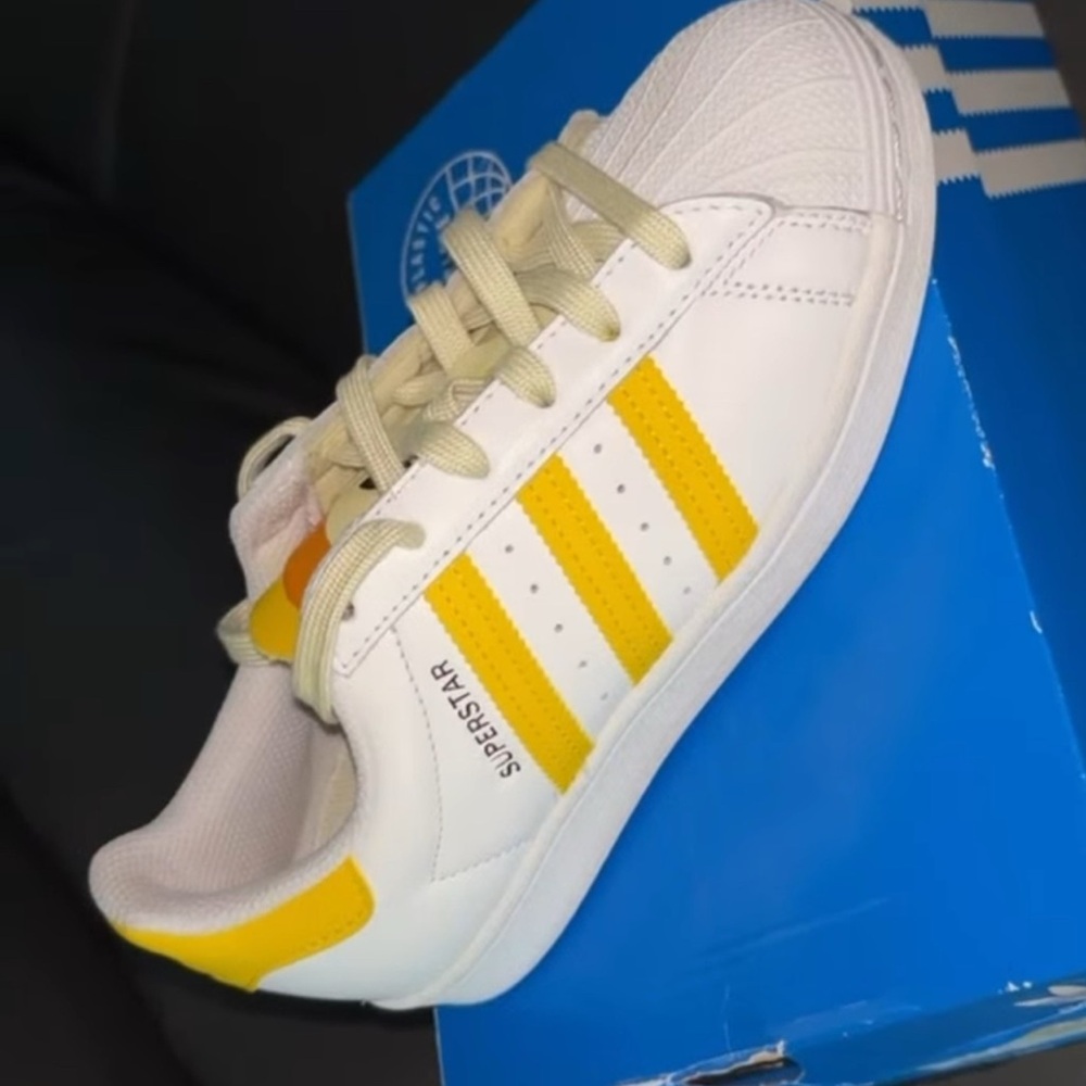 Adidas Superstar